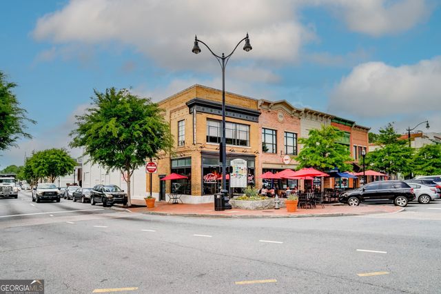 557 Henry Drive, Marietta, GA 30064