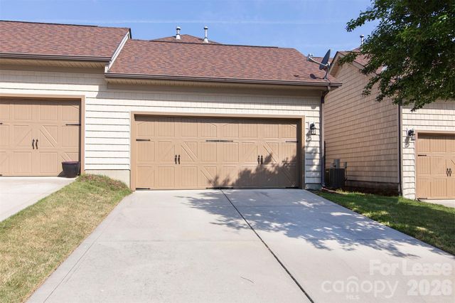2231 Eversham Drive NW, Concord, NC 28027