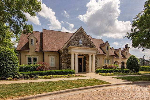 2231 Eversham Drive NW, Concord, NC 28027