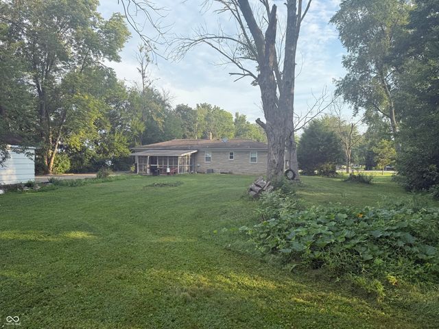 1607 E Stop 12 Road, Indianapolis, IN 46227