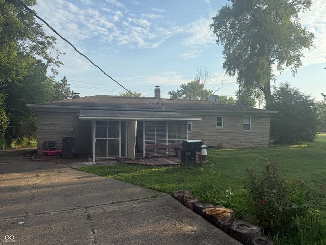 1607 E Stop 12 Road, Indianapolis, IN 46227