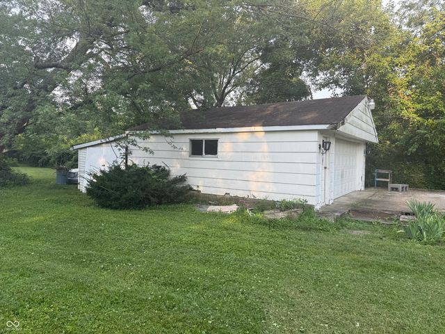 1607 E Stop 12 Road, Indianapolis, IN 46227