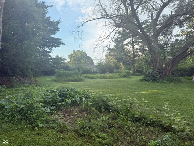 1607 E Stop 12 Road, Indianapolis, IN 46227