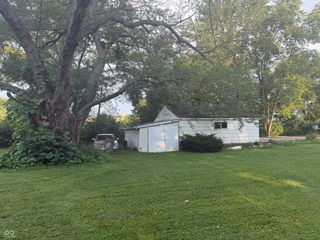 1607 E Stop 12 Road, Indianapolis, IN 46227