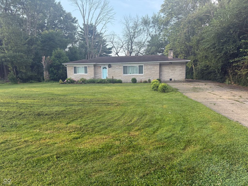 1607 E Stop 12 Road, Indianapolis, IN 46227