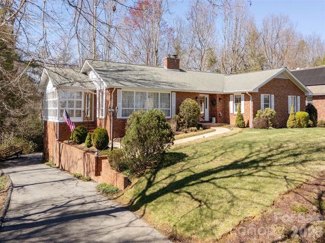 71 W Fairway Drive, Etowah, NC 28729