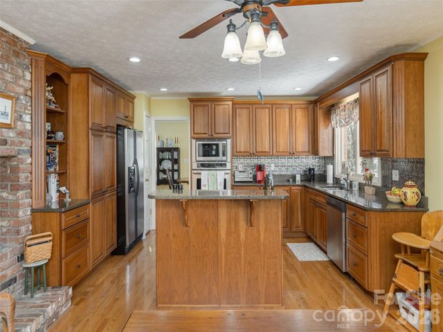 71 W Fairway Drive, Etowah, NC 28729