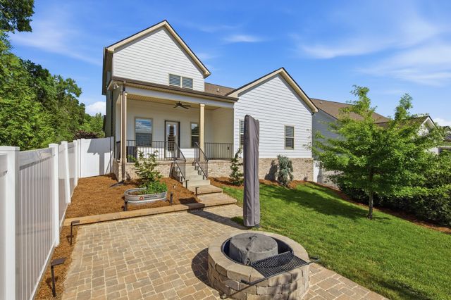 905 Chick Ct, Brentwood, TN 37027
