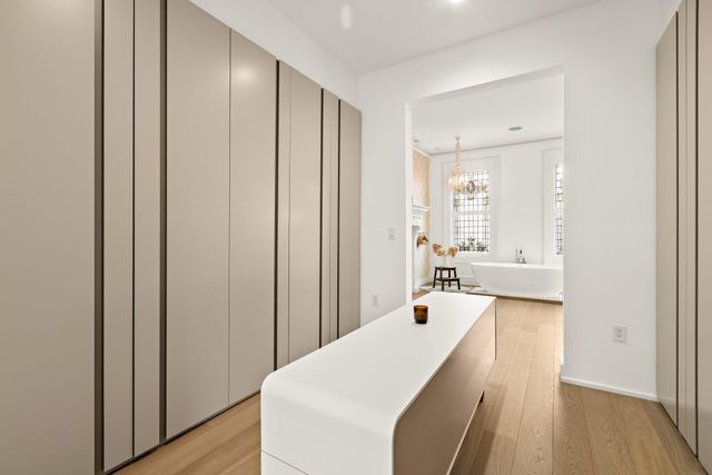 926 HUDSON ST, Hoboken, NJ 07030