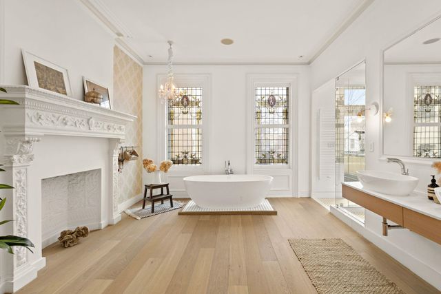 926 HUDSON ST, Hoboken, NJ 07030