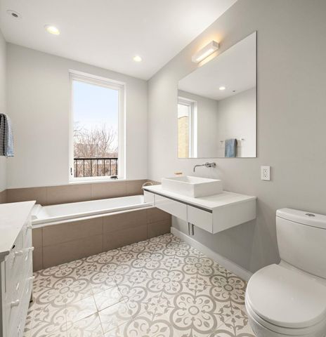 926 HUDSON ST, Hoboken, NJ 07030