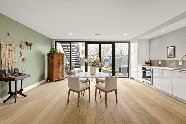 926 HUDSON ST, Hoboken, NJ 07030
