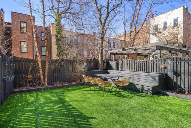 926 HUDSON ST, Hoboken, NJ 07030