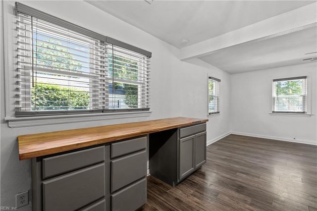 236 Woodview AVE, Norfolk, VA 23505