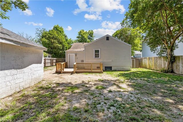236 Woodview AVE, Norfolk, VA 23505