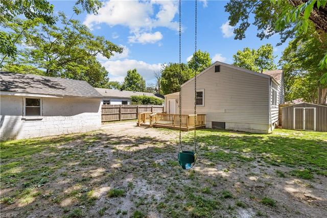 236 Woodview AVE, Norfolk, VA 23505