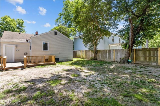 236 Woodview AVE, Norfolk, VA 23505