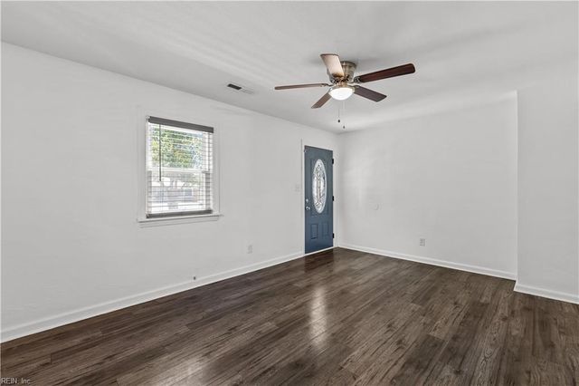 236 Woodview AVE, Norfolk, VA 23505