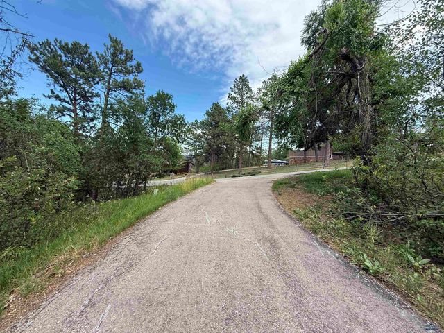 4102 PARKRIDGE PL, Rapid City, SD 57702