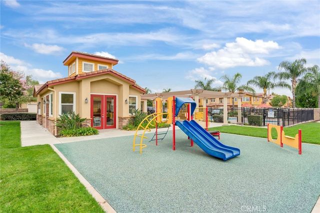 1510 Orange Avenue 507, Redlands, CA 92373