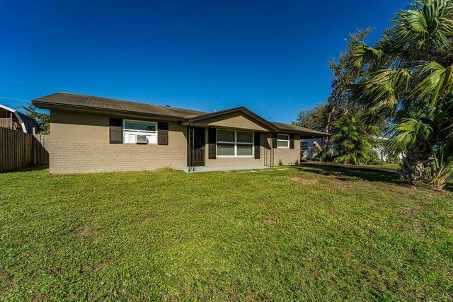 4317 Birdwood Street, Palm Beach Gardens, FL 33410