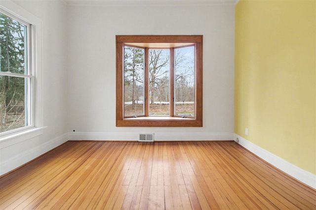 4500 E Huron River Drive, Ann Arbor, MI 48105