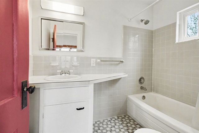 4500 E Huron River Drive, Ann Arbor, MI 48105