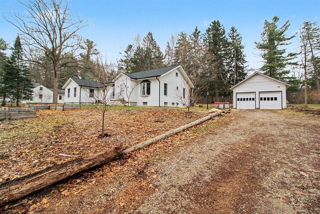 4500 E Huron River Drive, Ann Arbor, MI 48105