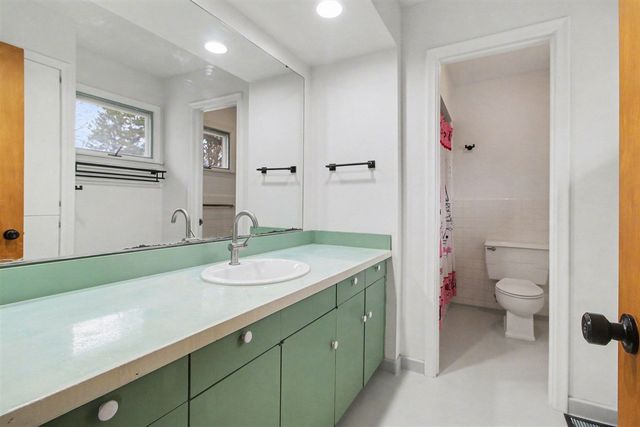 4500 E Huron River Drive, Ann Arbor, MI 48105