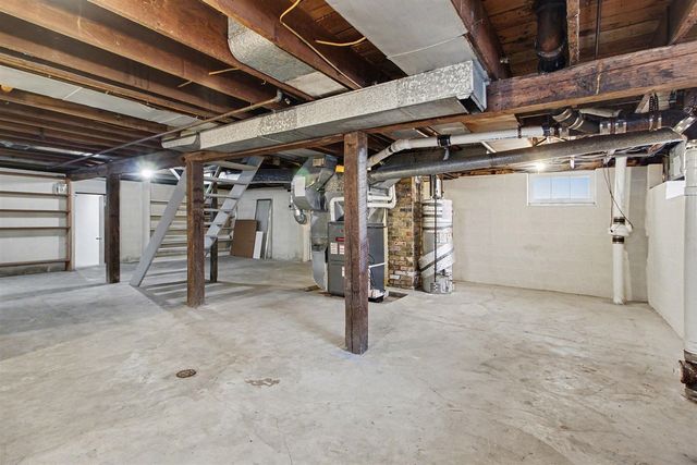 4500 E Huron River Drive, Ann Arbor, MI 48105