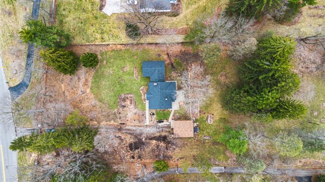 4500 E Huron River Drive, Ann Arbor, MI 48105