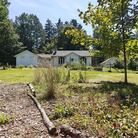 4500 E Huron River Drive, Ann Arbor, MI 48105