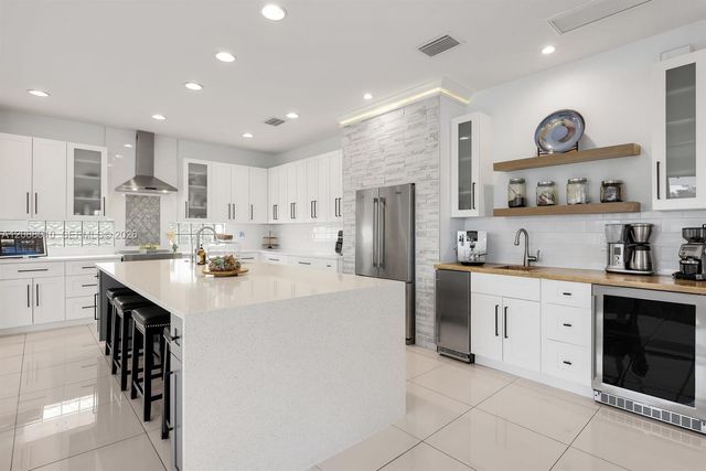 2309 20th Place, Cape Coral, FL 33990
