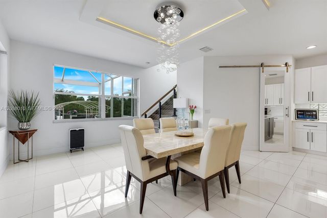 2309 20th Place, Cape Coral, FL 33990