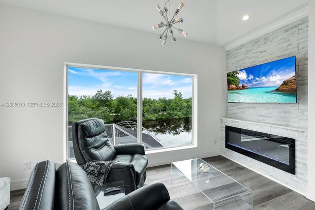 2309 20th Place, Cape Coral, FL 33990