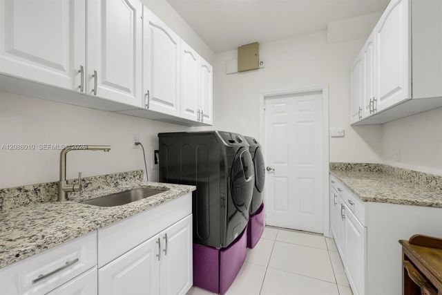 2309 20th Place, Cape Coral, FL 33990