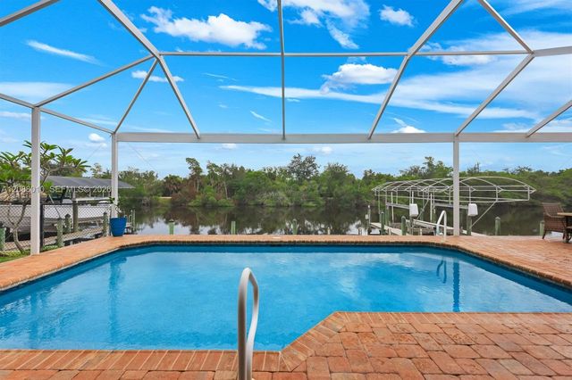 2309 20th Place, Cape Coral, FL 33990