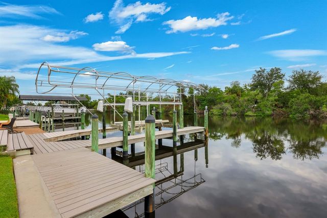 2309 20th Place, Cape Coral, FL 33990