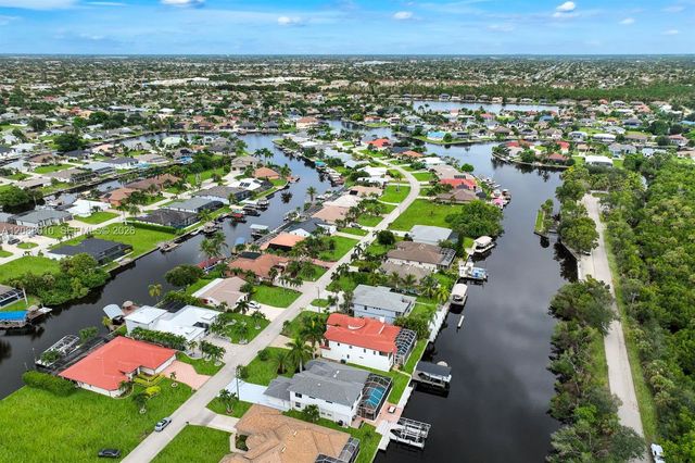 2309 20th Place, Cape Coral, FL 33990
