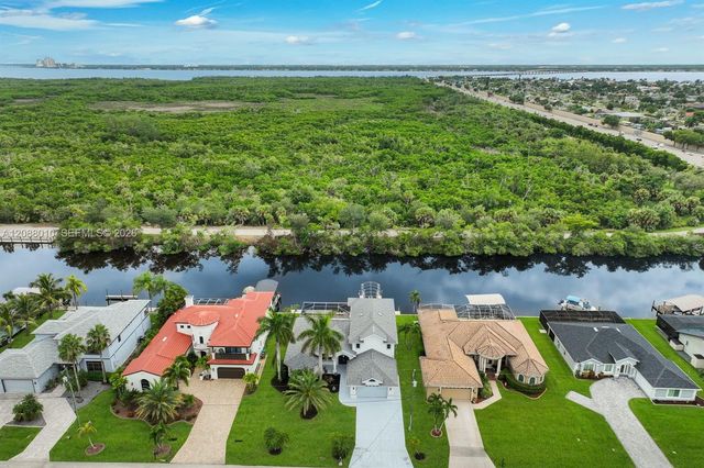 2309 20th Place, Cape Coral, FL 33990