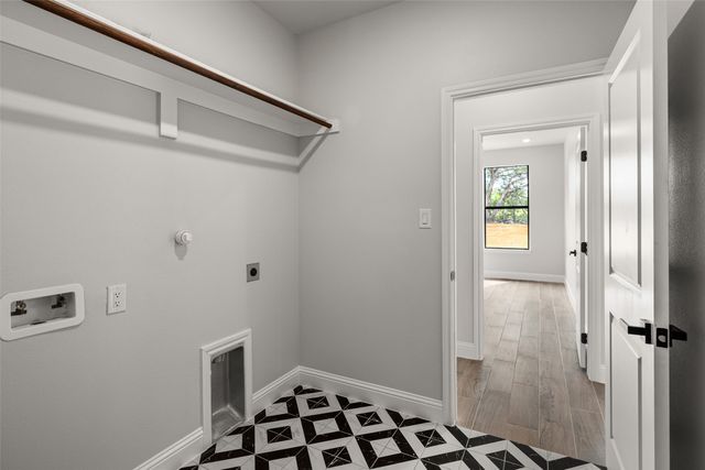 5405 Stonegate Circle, Granbury, TX 76048