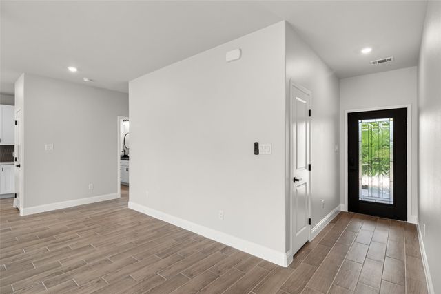 5405 Stonegate Circle, Granbury, TX 76048
