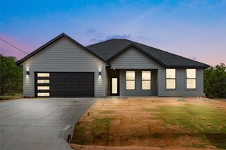 5405 Stonegate Circle, Granbury, TX 76048