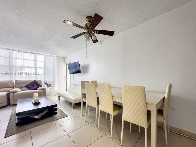 2750 NE 183rd Street 407, Aventura, FL 33160
