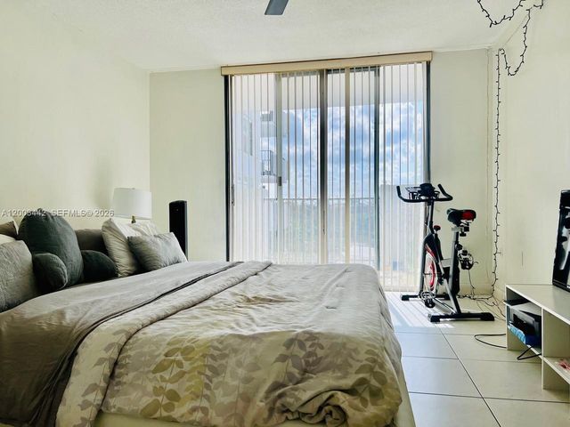 2750 NE 183rd Street 407, Aventura, FL 33160
