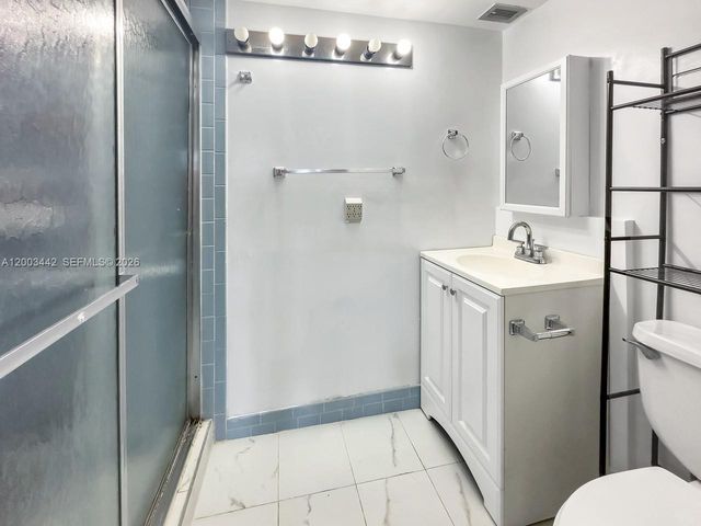 2750 NE 183rd Street 407, Aventura, FL 33160