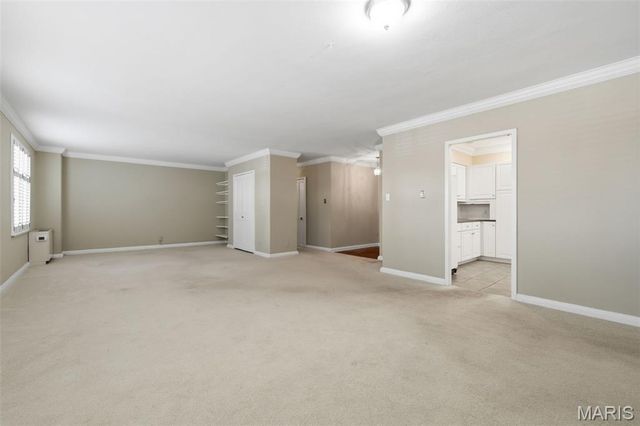 900 S Hanley Road 1D, Clayton, MO 63105