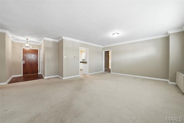 900 S Hanley Road 1D, Clayton, MO 63105