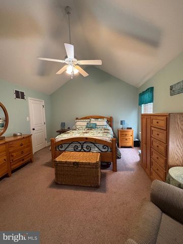 5432 LAKE RD, Newfield, NJ 08344