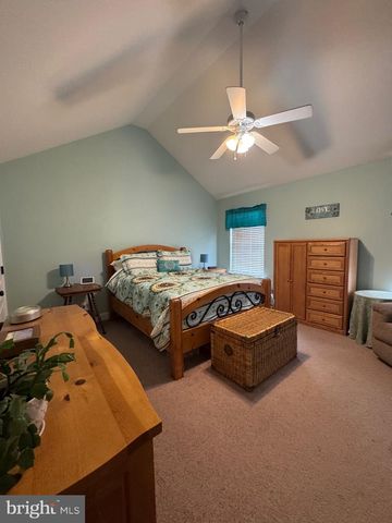 5432 LAKE RD, Newfield, NJ 08344